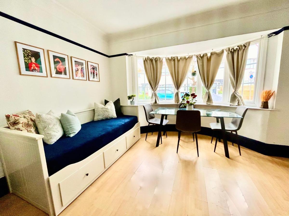 Rest Boutique Golders Green Londyn Zewnętrze zdjęcie