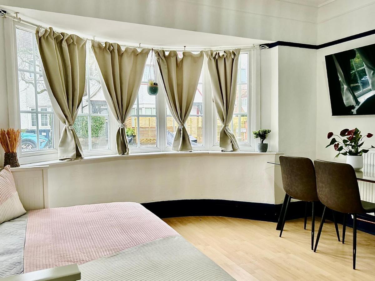 Rest Boutique Golders Green Londyn Zewnętrze zdjęcie