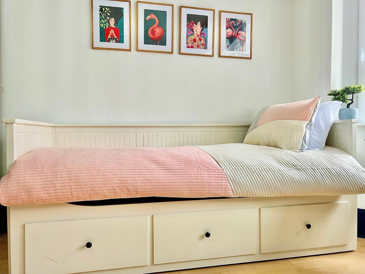 Rest Boutique Golders Green Londyn Zewnętrze zdjęcie
